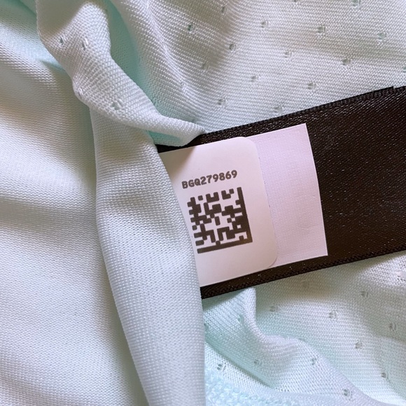 The North Face Women’s Acttrail Short Sleeve Tee - Picture 5 of 6